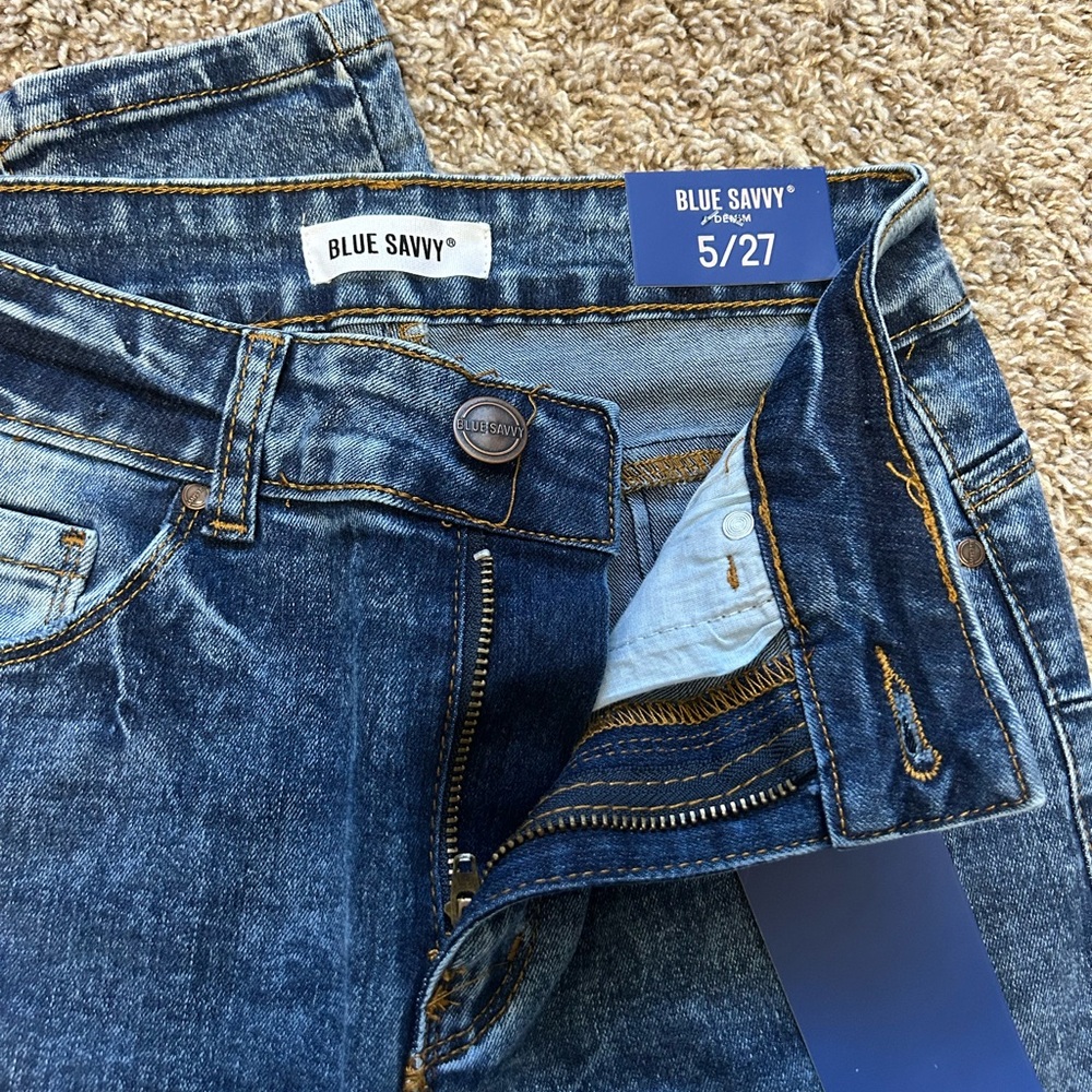 High-waisted Dark-Acid wash Skinny Jeans - Picture 5 of 8